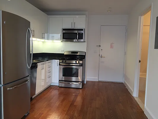 Rented by Waterton Residential New York | media 2