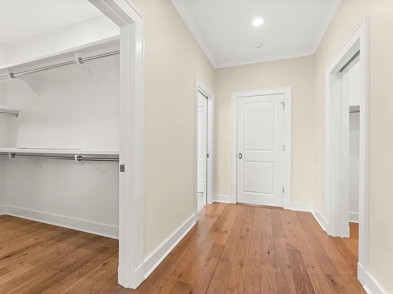 2050 Jabez Dr — Photo 27