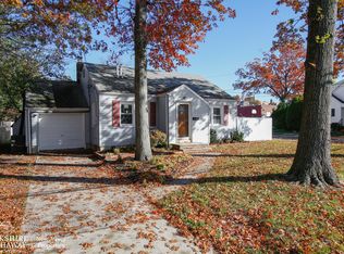 36 Safran Ave, Edison, NJ 08837