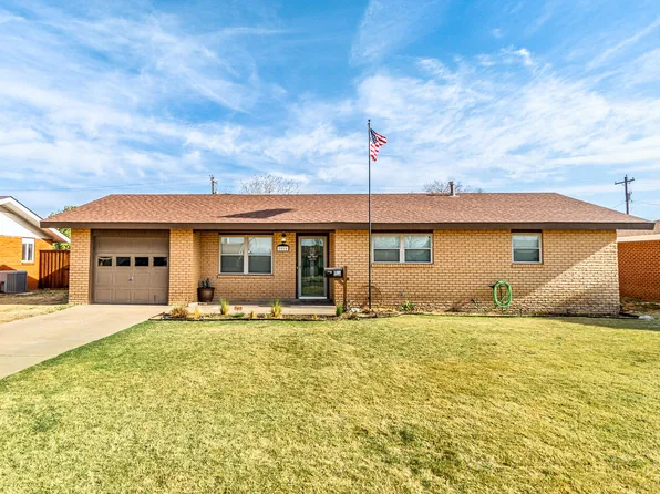 1016 NW 9th St, Tulia, TX 79088