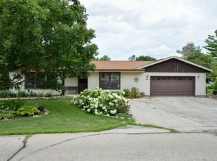 30522 Grand Dr, Waterford, WI 53185
