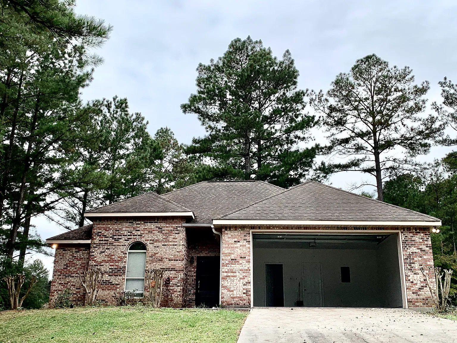 38 Travertine Dr — Photo 2