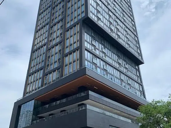 319 Jarvis St #1701, Toronto, ON M5B 0C8