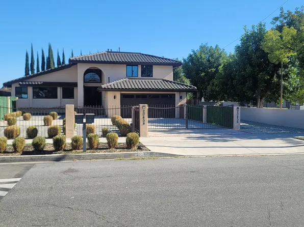 20454 Strathern St, Winnetka, CA 91306