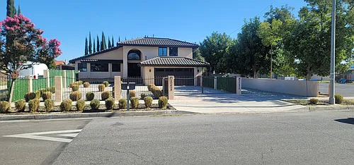 20454 Strathern St Photo 1