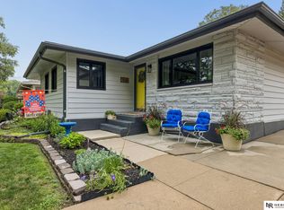 1108 W Avon Ln, Lincoln, NE 68505
