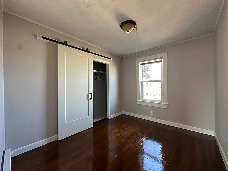 148 Bradford St #6 — Photo 9