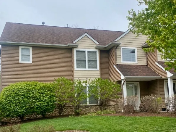 14 Bramble Ct, Hamburg, NJ 07419