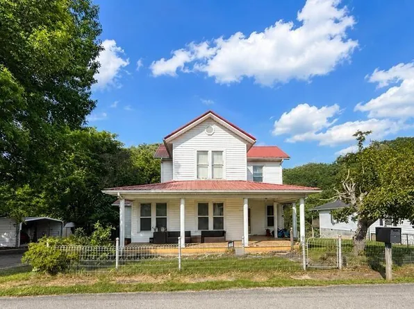 192 N Buckingham Ave, West Van Lear, KY 41268