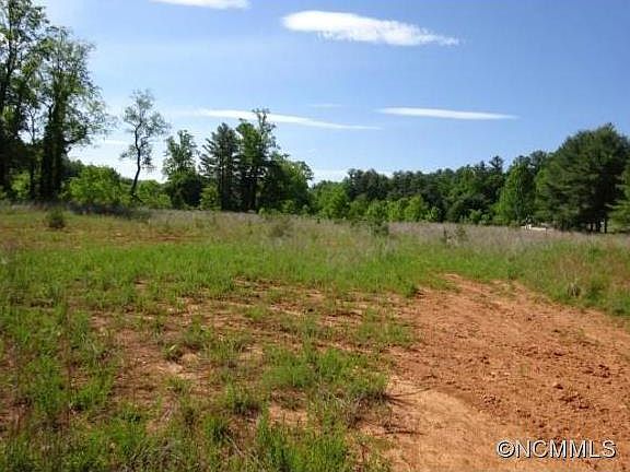 4th image of 455 Mills Gap Rd