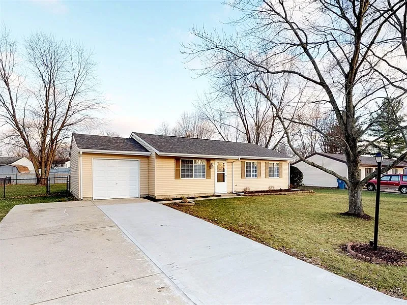 8915 Depot Dr photo 1