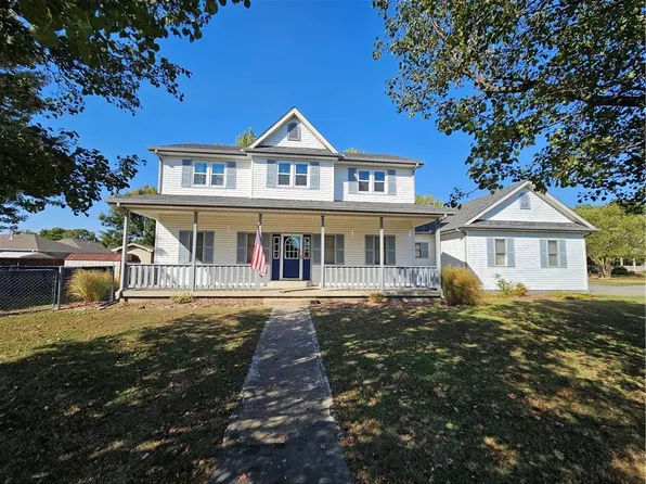 2007 Windsor Dr, Pittsburg, KS 66762