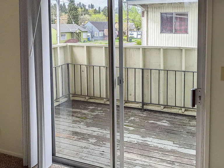 1145 Rural Ave SE — Photo 10