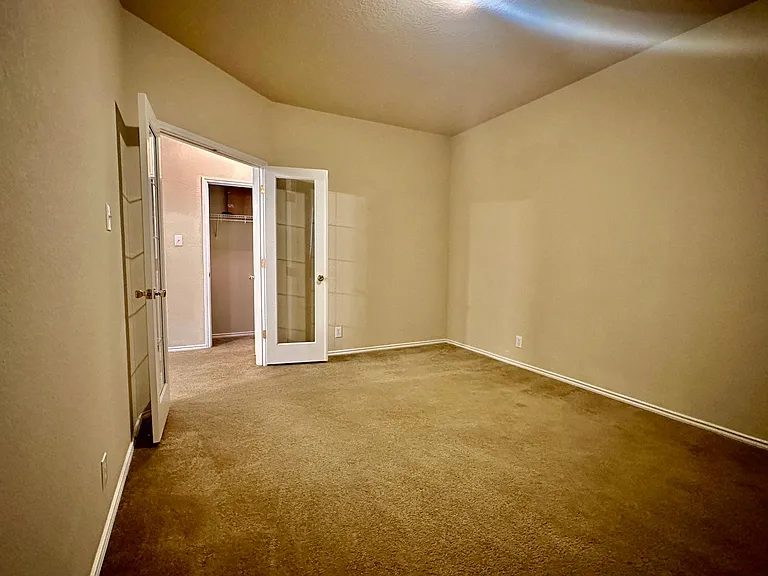 786 San Mateo — Photo 7
