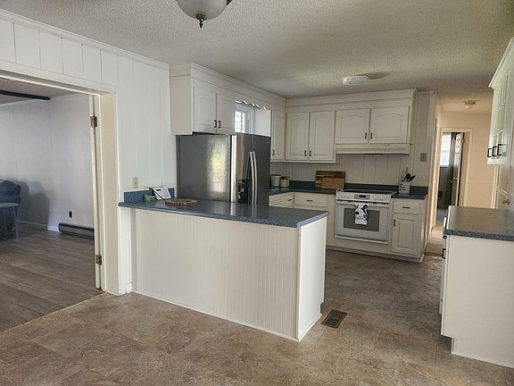 5th image of 229 Grandview Dr