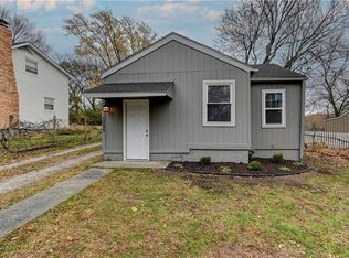 1335 S Kings Hwy, Independence, MO 64055