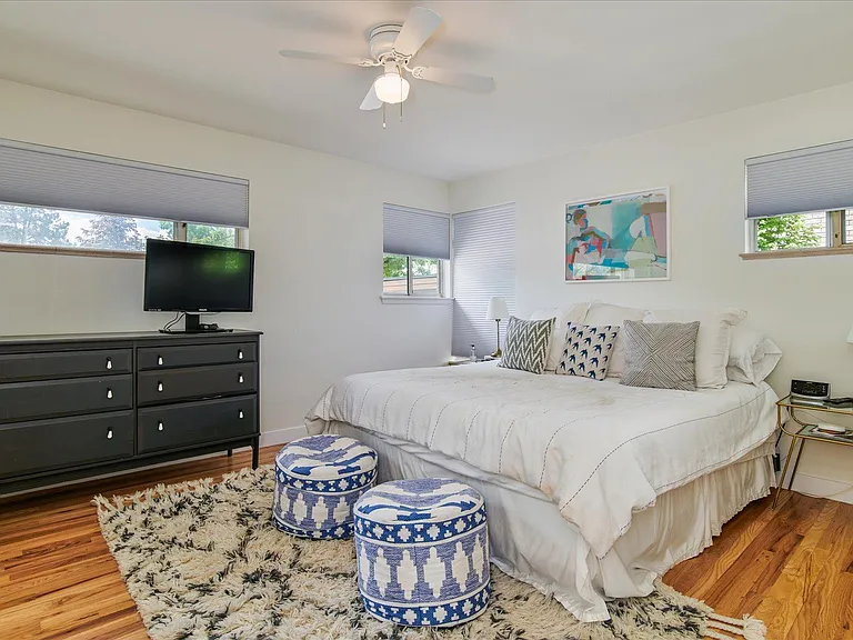 30 Fairfax St — Photo 11