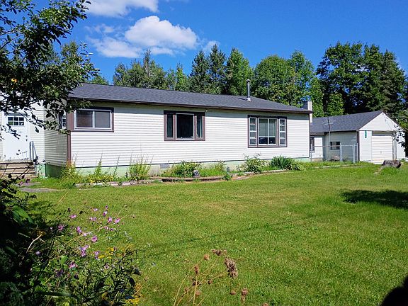 3rd image of 2066 Bradbury Rd