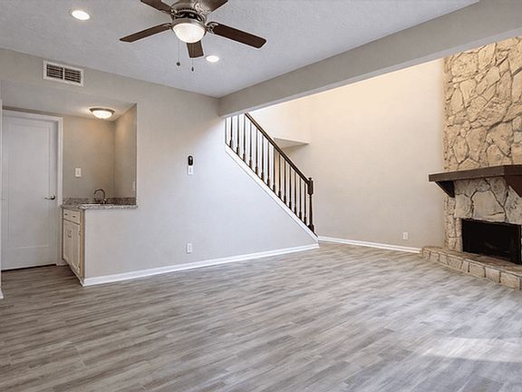 3rd image of 12218 Wild Pine Dr #B