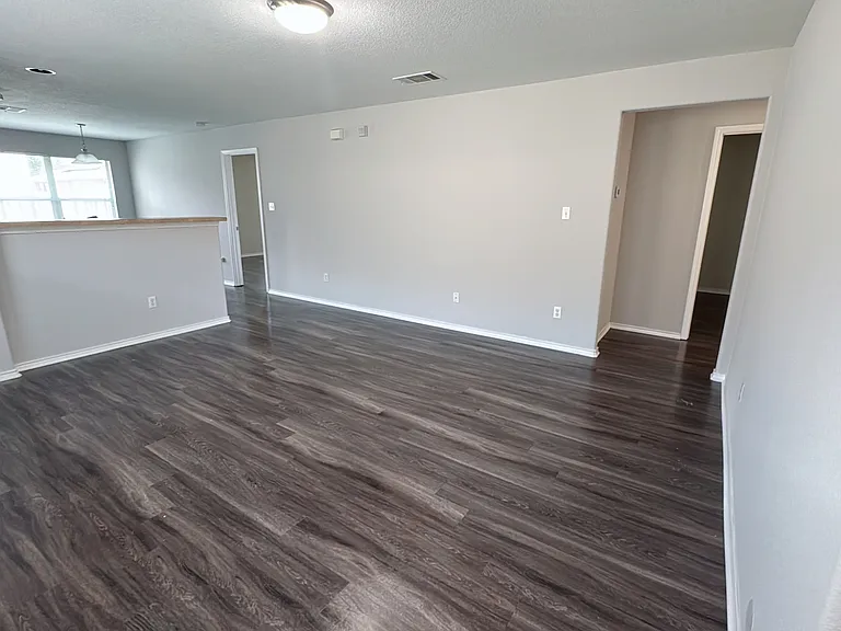 3302 Etheredge Dr — Photo 5