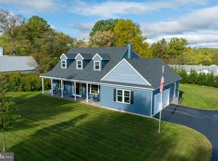 1545 Glenmar Dr, Pottstown, PA 19465