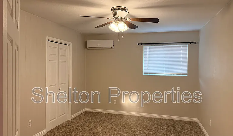 523 E Malibu Dr — Photo 10