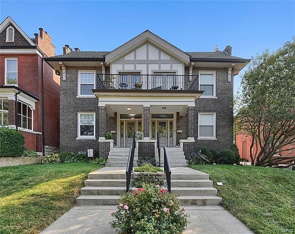 1st image of 3878 Arsenal St