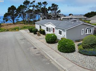 1257 Rowland Ln, Brookings, OR 97415