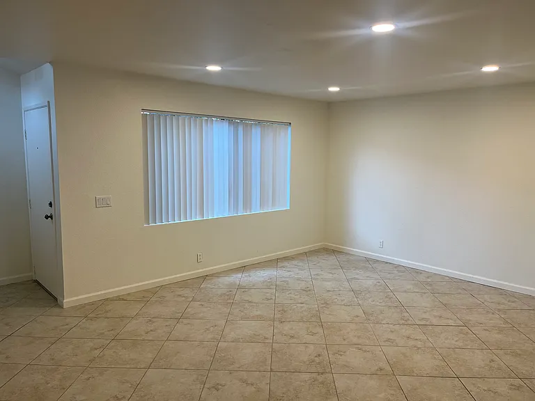 1829 Oliver Ave #2 — Photo 8