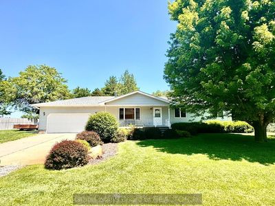 101 Riverview Dr, Phillips, NE, 68865