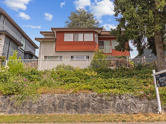 2nd image of 2087 Harrison Dr