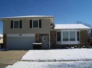 2627 N Brighton Pl, Arlington Heights, IL