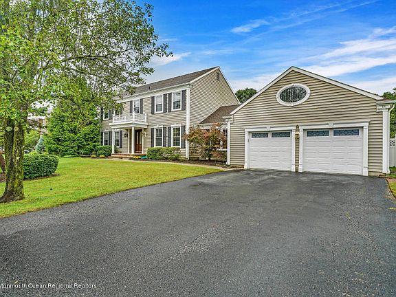4th image of 229 Jumping Brook Dr