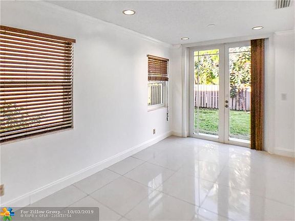 4th image of 10765 NW 12th Dr