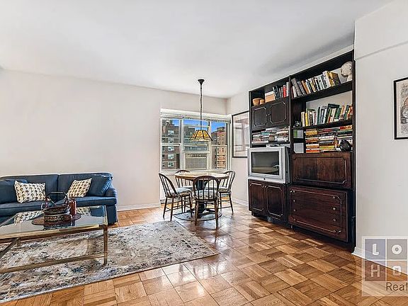 3rd image of 477 Franklin D Roosevelt Dr APT M1802