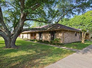 5745 Fennwood Dr, Zachary, LA 70791