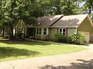 77 Carthage Rd, Jackson, TN 38305