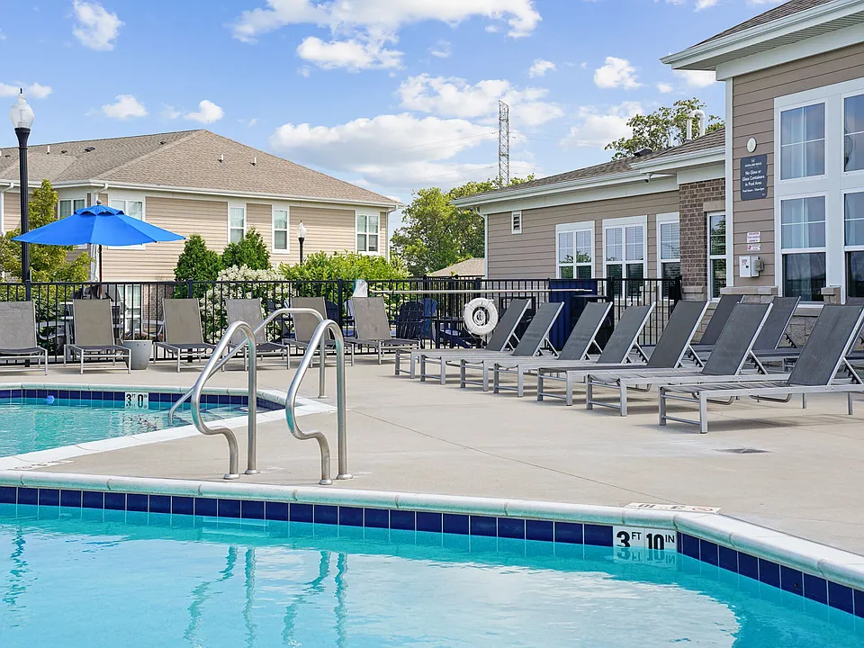 Highland Ridge apartments community photo