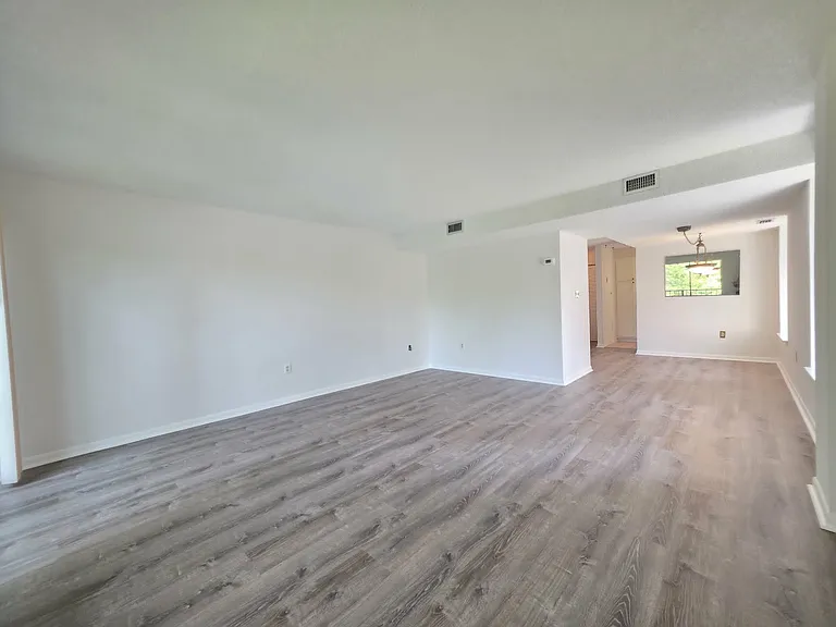 231 Canal Park Dr — Photo 21