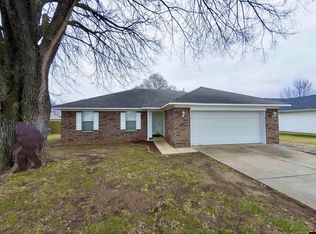 235 Sherman Dr, Gassville, AR 72635