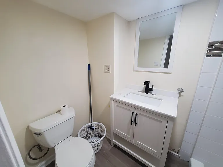 4744 N Laramie Ave — Photo 3
