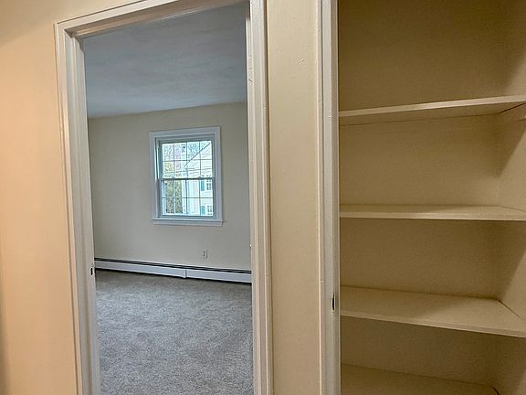 4th image of 1 Arlington St #4