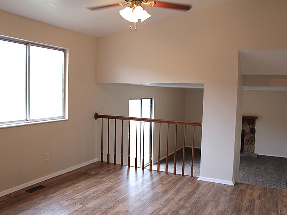 5th image of 5206 S Autumn Wood Ln