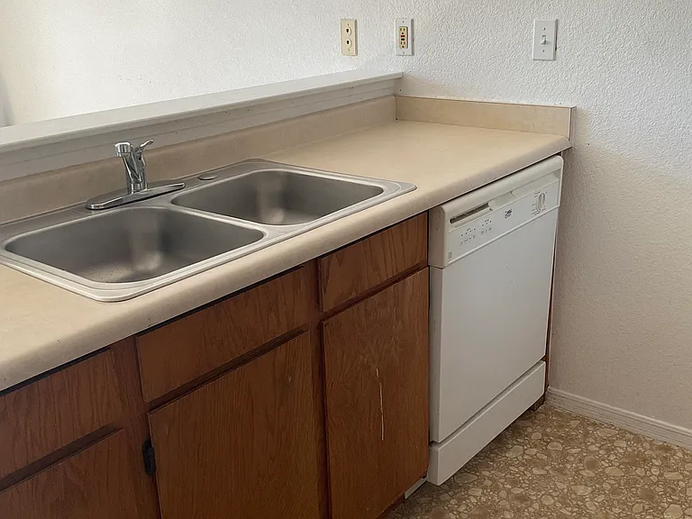1784 North Ave #3 — Photo 16