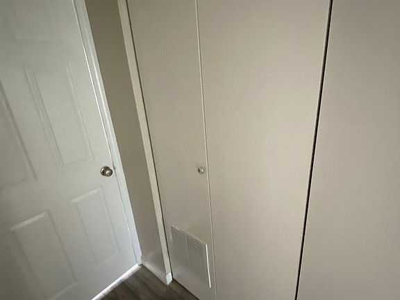 4th image of 1115 Texas Ave