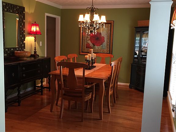 Foyer into Dining Room
