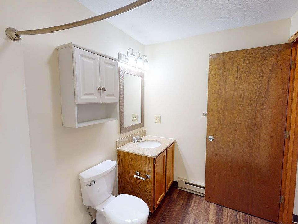 Park Street Manor Apartments 370 Park St West Springfield MA Zillow