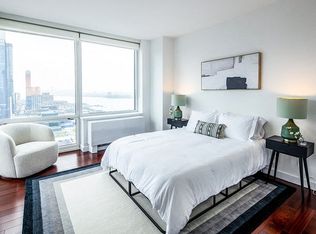 620 W 42nd St APT S59B, New York, NY 10036