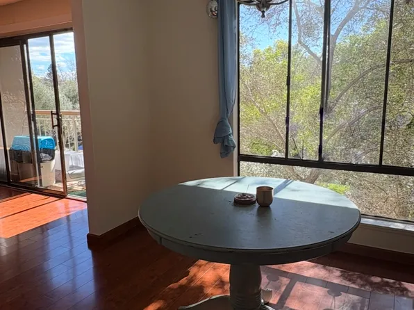 460 N Civic Dr, Walnut Creek, CA 94596