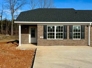 353 Breckinridge Cir, Vine Grove, KY 40175